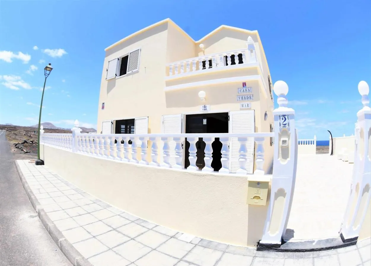 Oceanfront Escape, Alojamiento Verde Mar La Santa Prázdninový dům